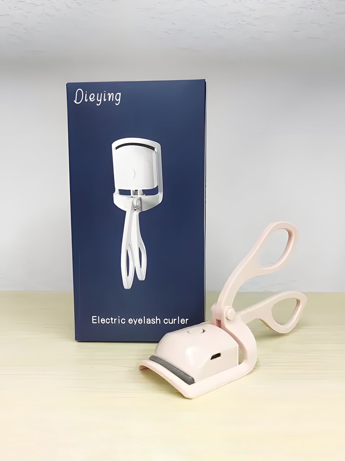 Heated Lash Curler
