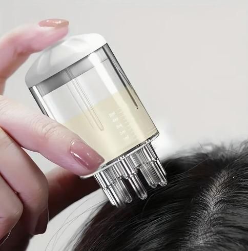 Scalp applicator comb